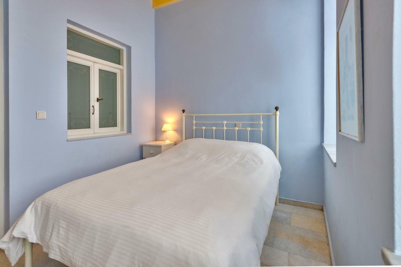 Island Of Luxury Apartments Ermupoli Zewnętrze zdjęcie