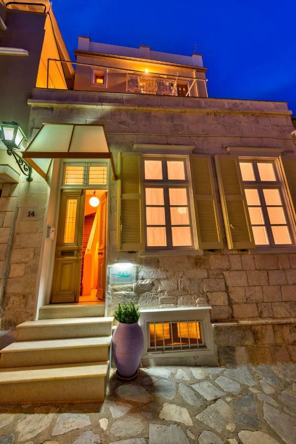 Island Of Luxury Apartments Ermupoli Zewnętrze zdjęcie